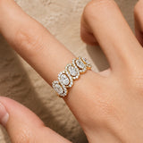 Oval Cluster Band