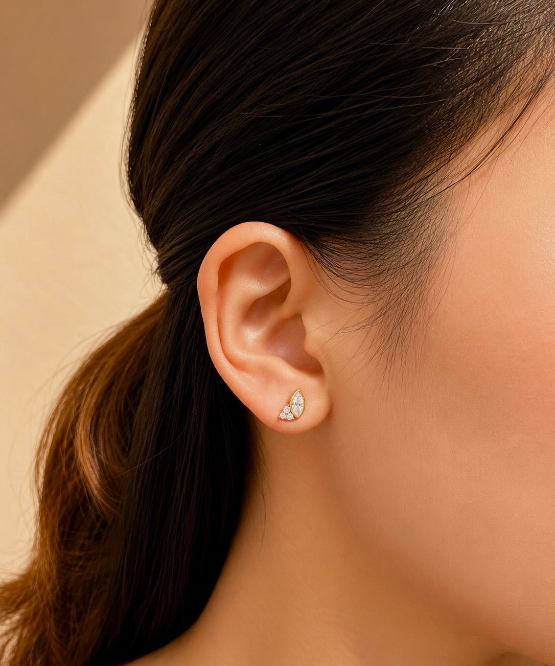 Willow Leaf Stud