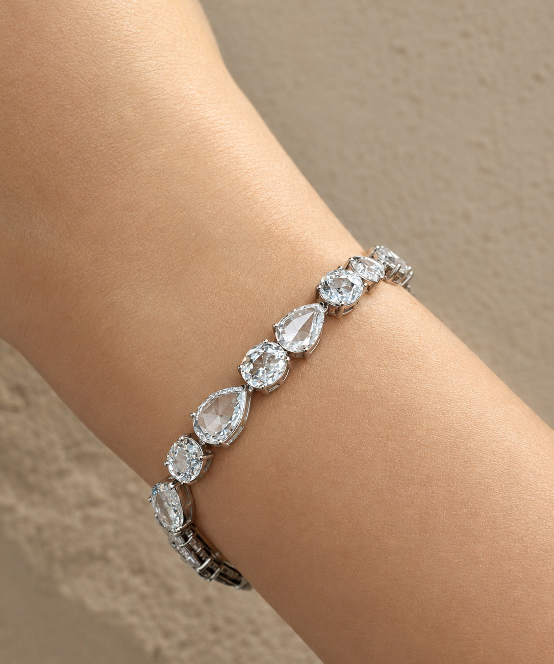 Pear & Round Alternate Tennis Bracelet