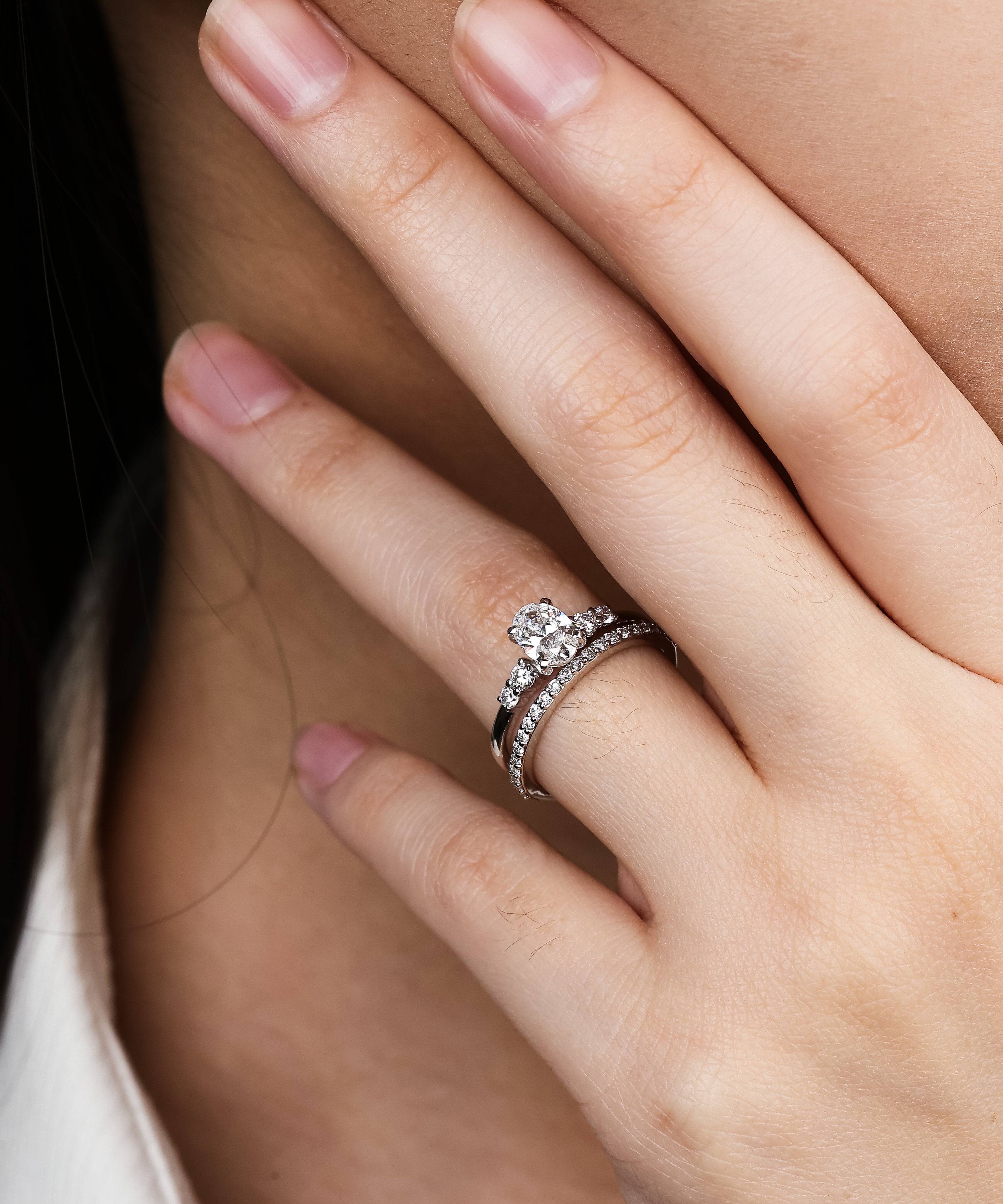 Oval Three-Stone Bridal Set