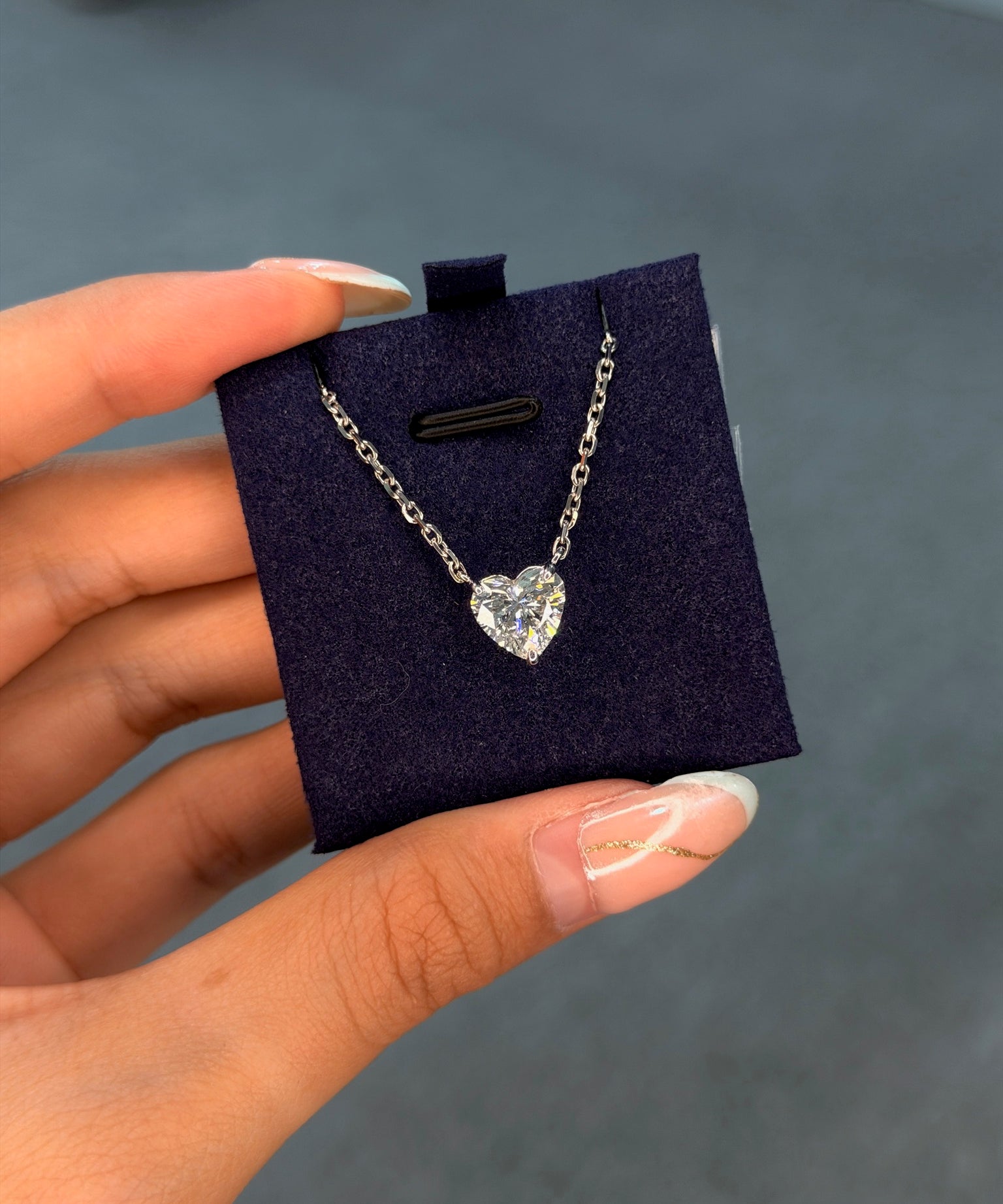 Heart Solitaire Pendant 2CT in hand
