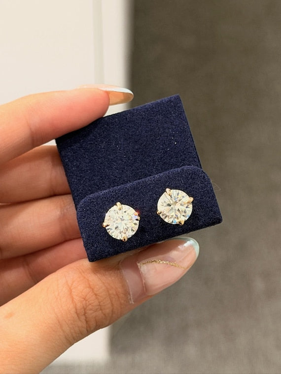 Round Solitaire Stud 2ct