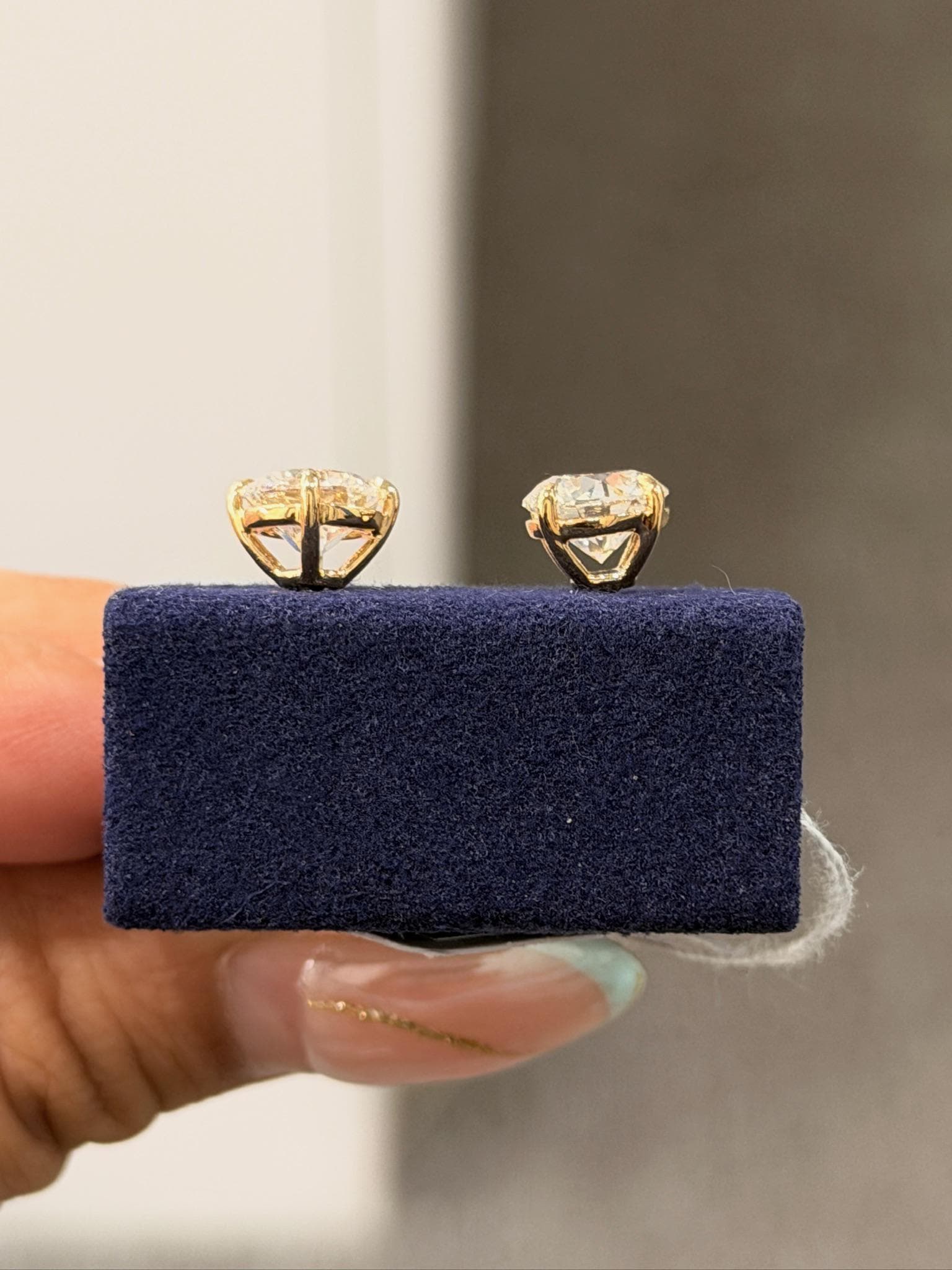 Round Solitaire Stud 1.5ct