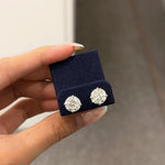 Round Solitaire Stud 3ct