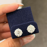 Round Solitaire Stud 3ct